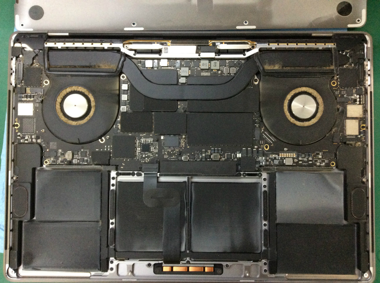 MacBook Pro 14 ジャンク 電源周り MacBook Pro 14 ジャンク 電源周り（電源は付く！MacBook