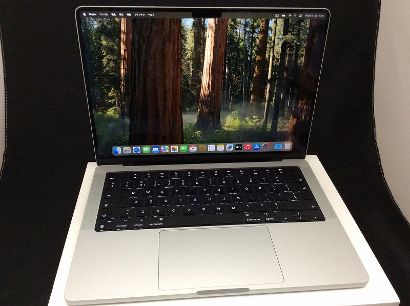 Apple MacBookPro 14inch Novenber 2023 M3 CTO UKキーボード Apple MacBookPro 14inch Novenber 2023 M3 CTO UKキーボード
