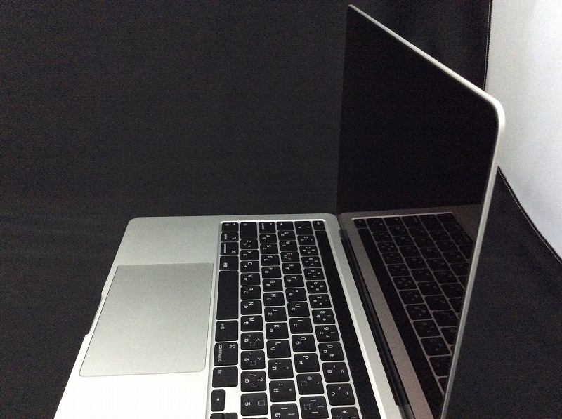 Apple MacBook Pro 13ｲﾝﾁ Mid2020