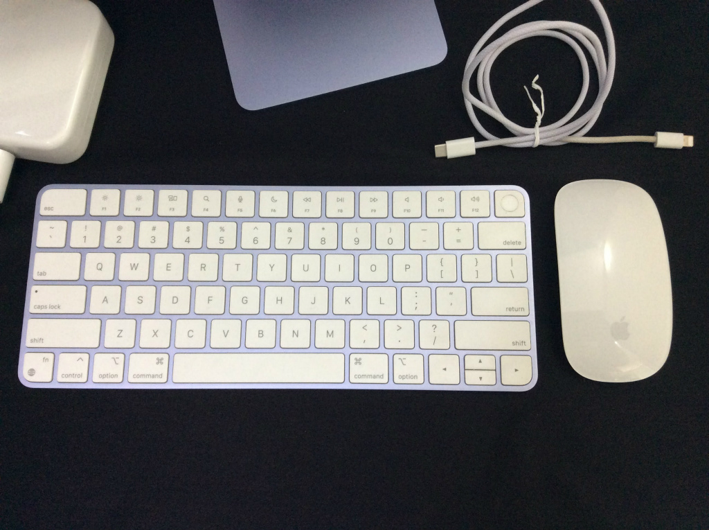 Apple iMac 24inch M1 2021 CTO USB4ポート USキーボード